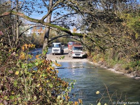 Vzdrževalna dela ob Kamniški Bistrici v naselju Šmarca in Nožice  (6)